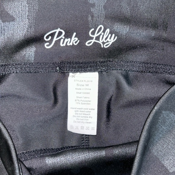 🖤Black Camo Womens Leggings - Picture 3 of 4